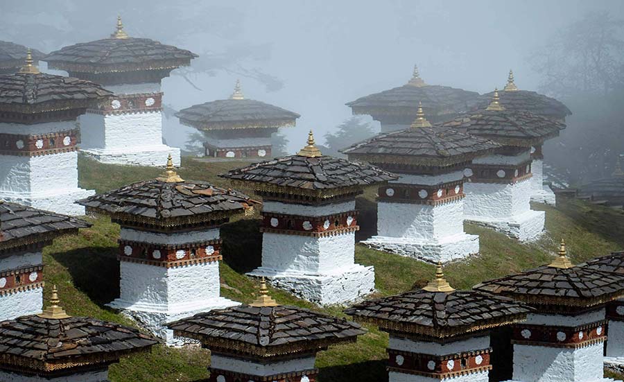 Laya Gasa Trek